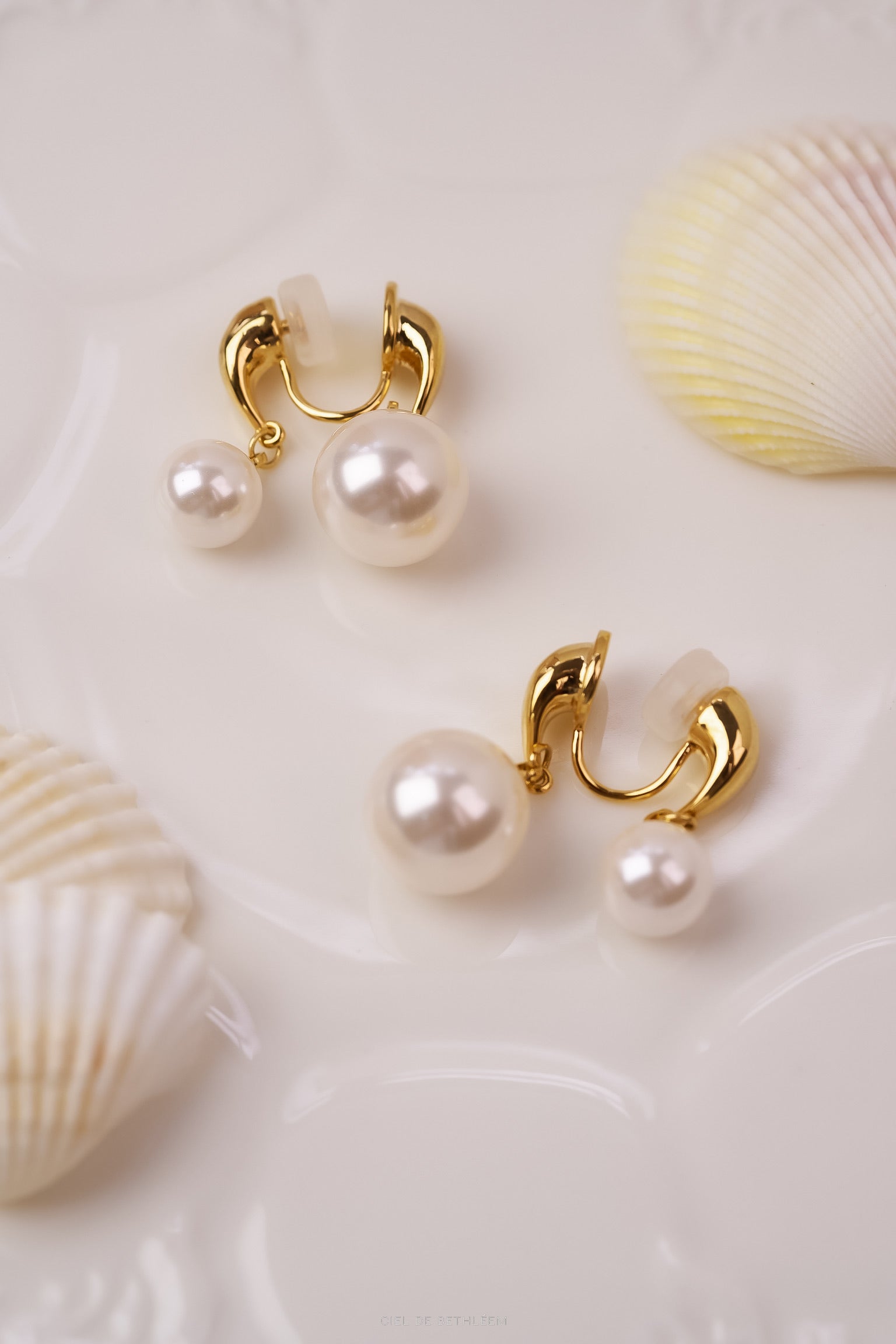 Pearl Swing Clip-on Earrings