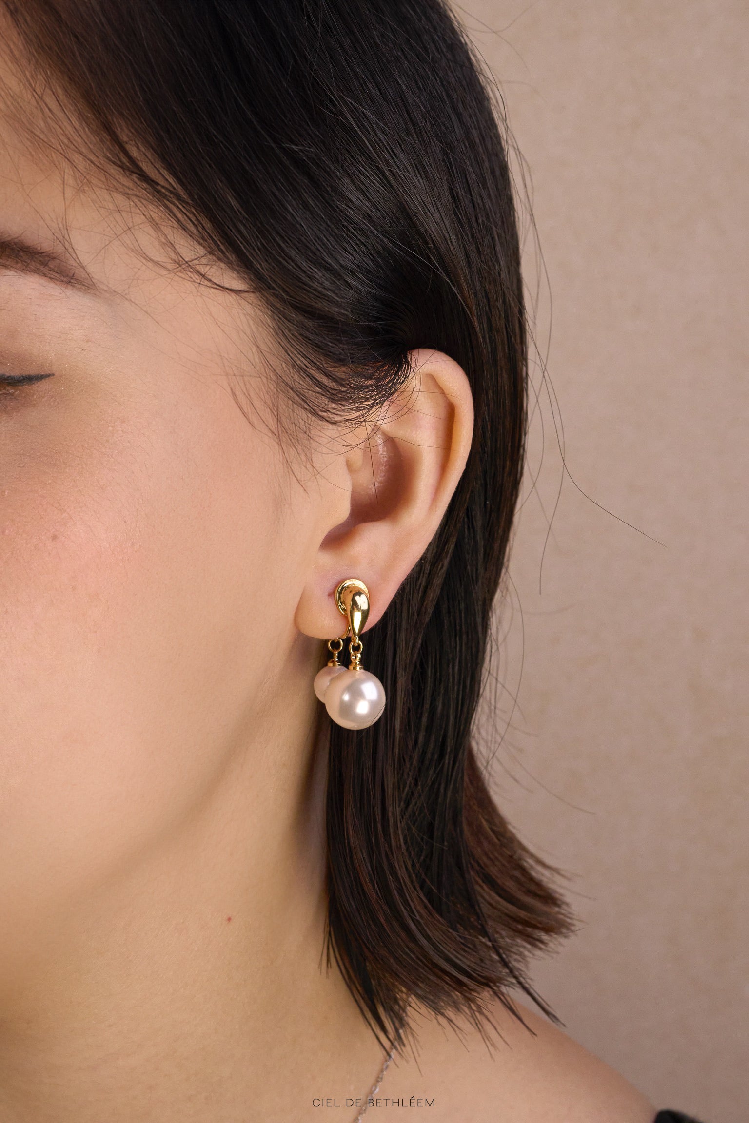 Pearl Swing Clip-on Earrings