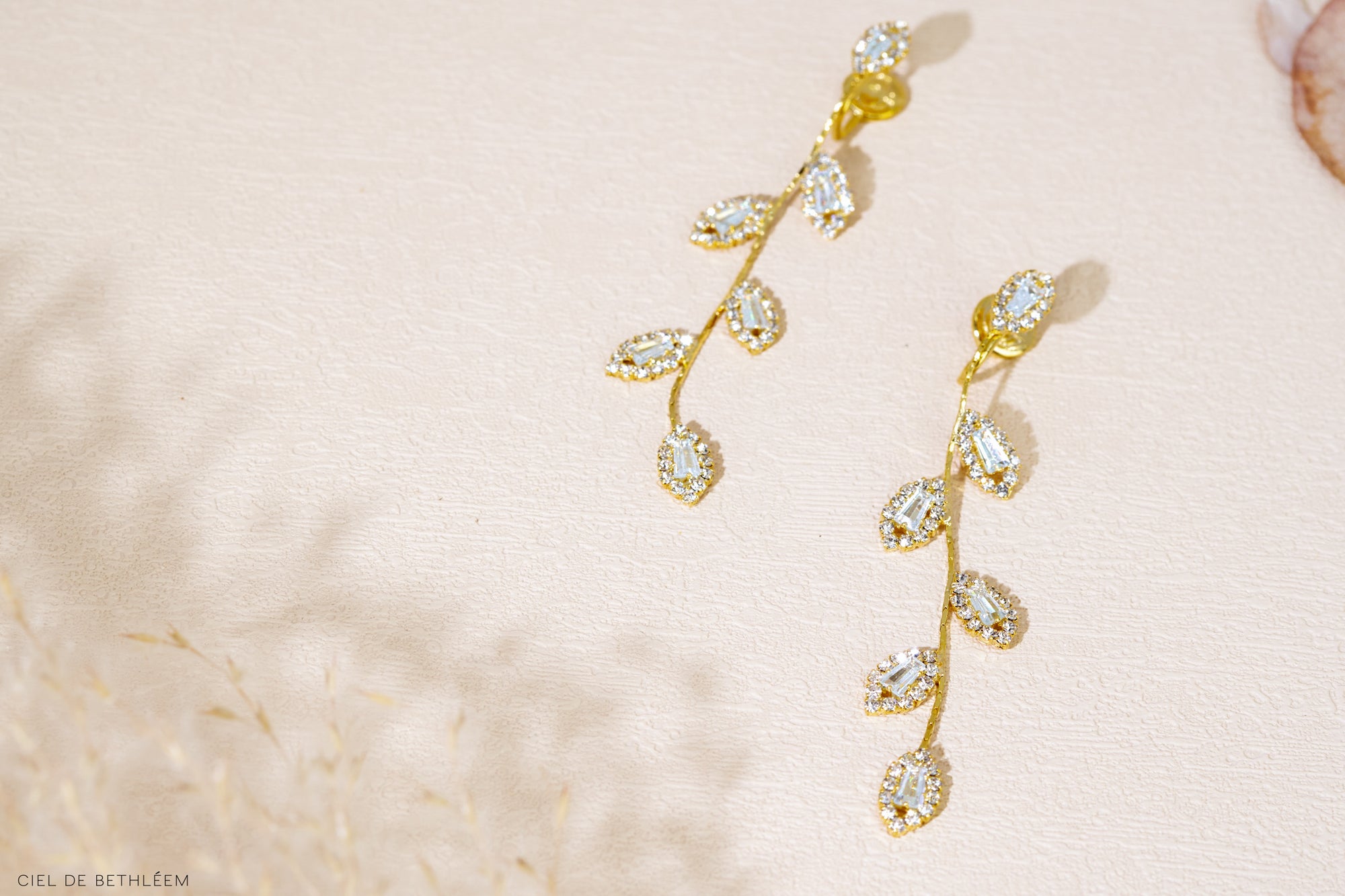 Crystal Olive Leaf
