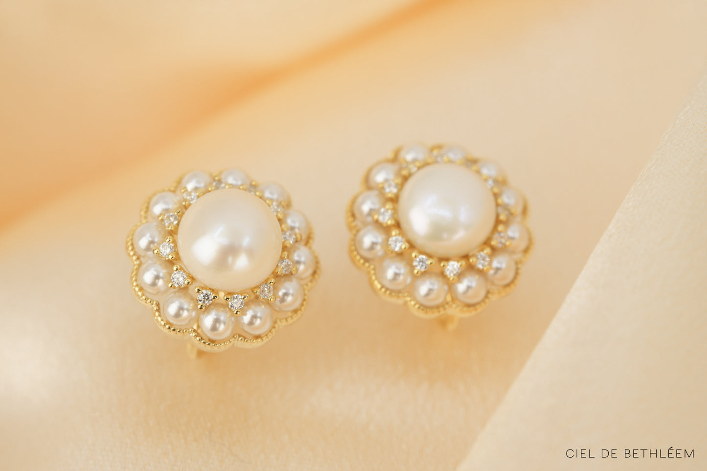 Vintage Crown Pearl Earrings