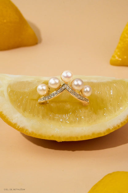 Crown Pearl Ring