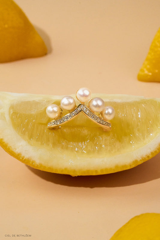 Crown Pearl Ring