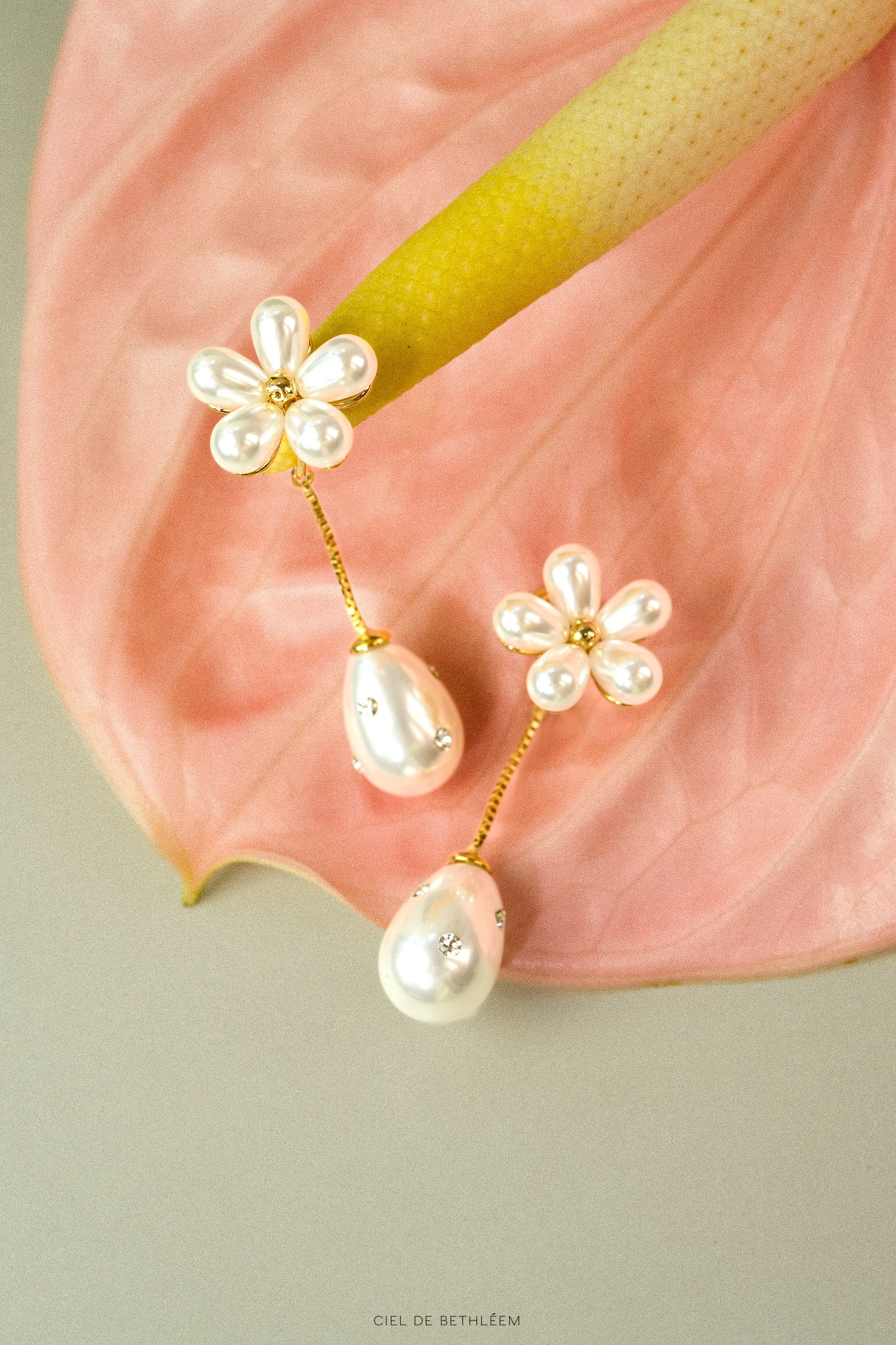 Evelyn Floral Clip-on Earrings