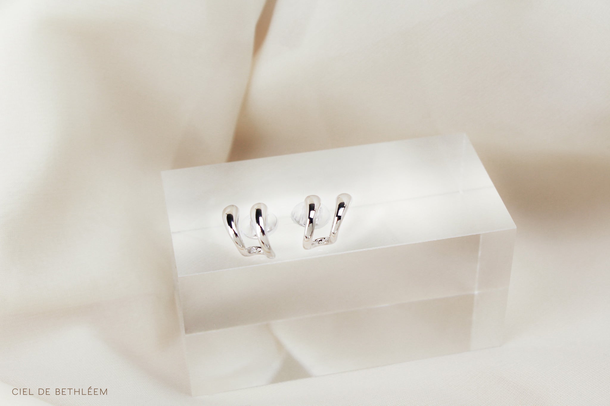 Double Bar Statement