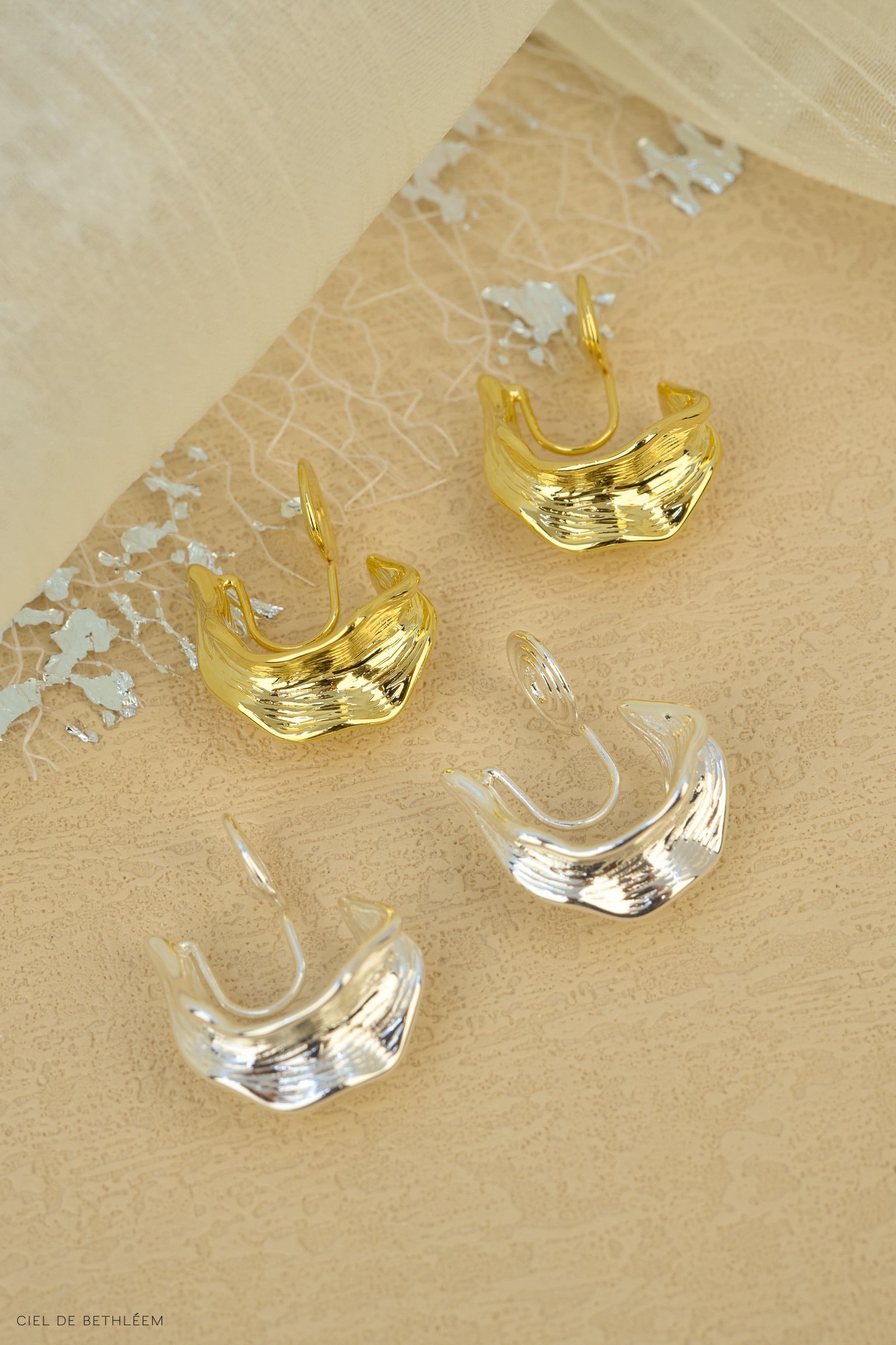 Ribbon Breeze Hoops