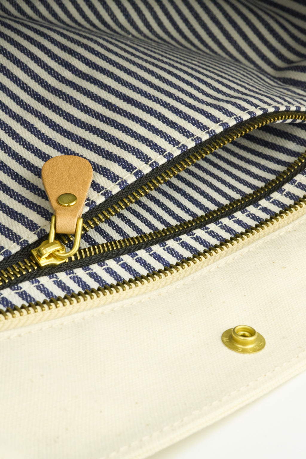 Two-ways Leather x Canvas Bag