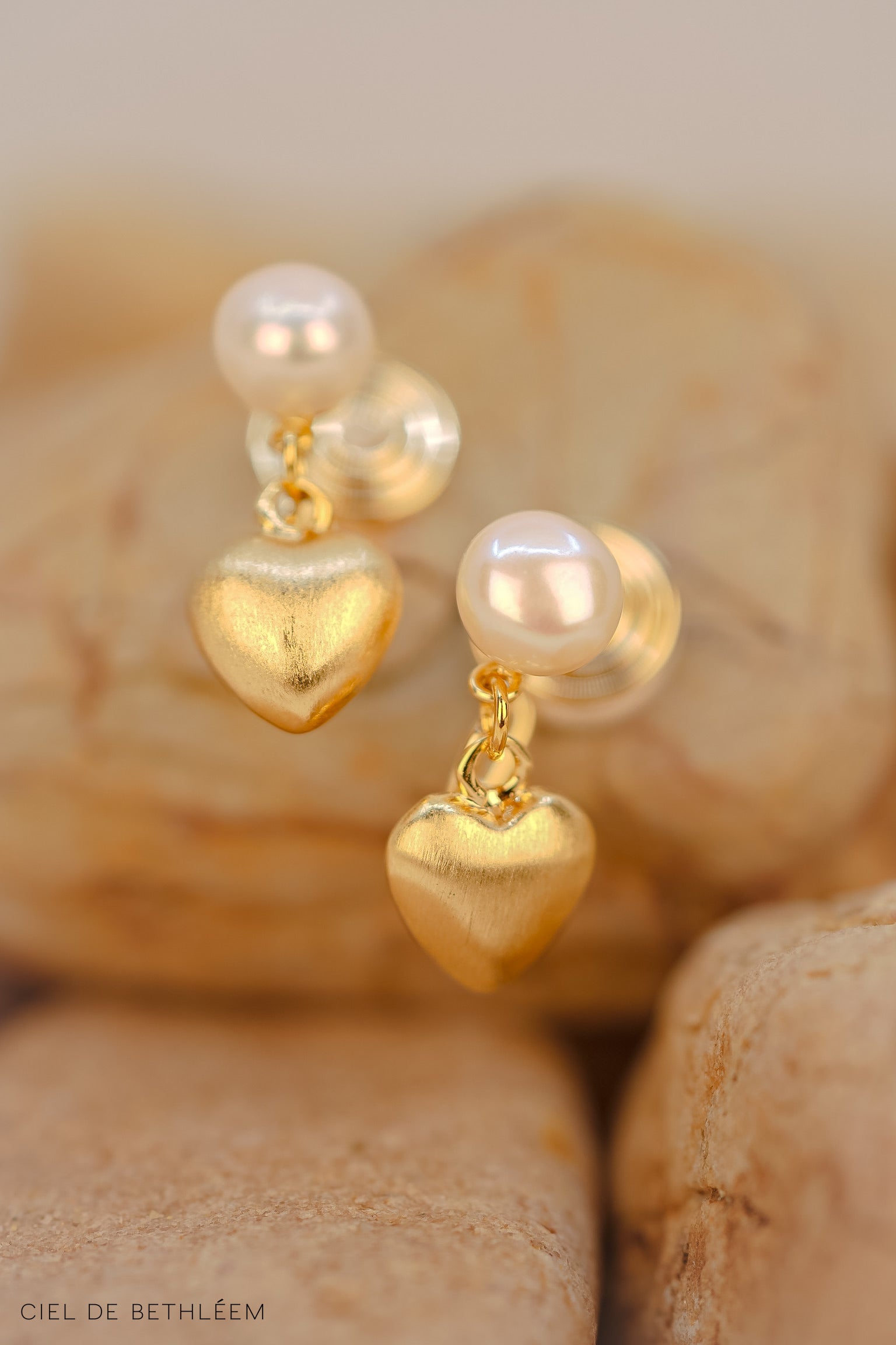 Pearl Dazzle Matte Heart