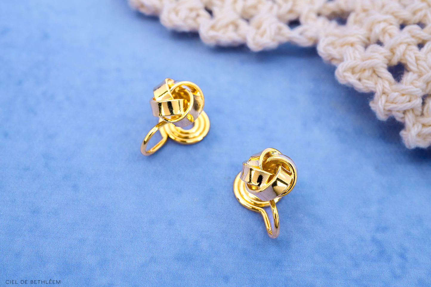 Mini Knot Earrings