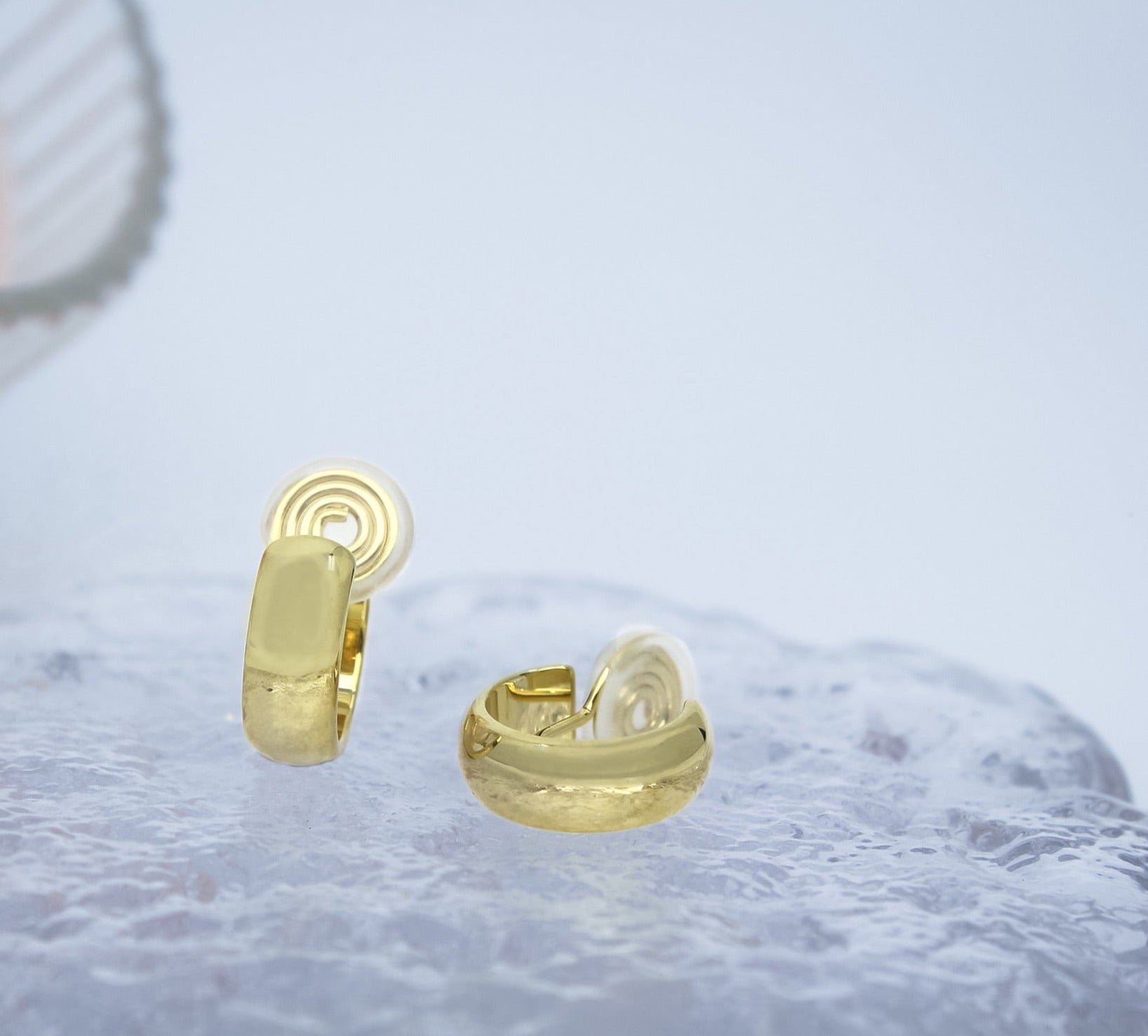 Signature Hoops