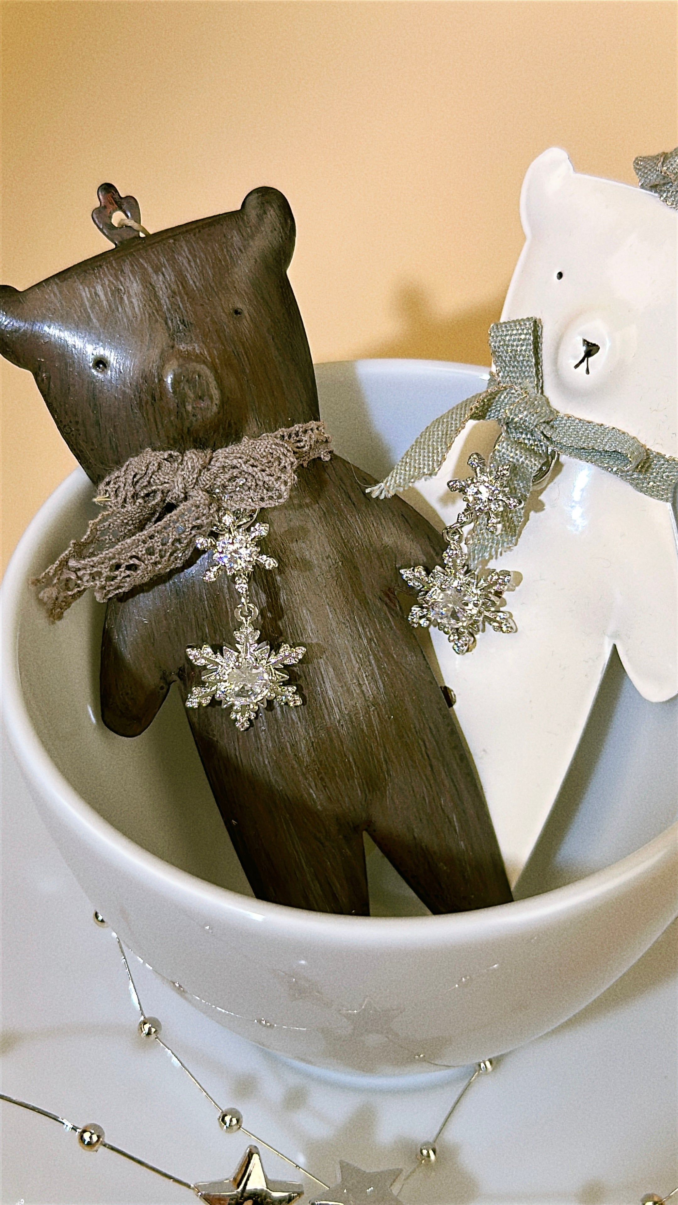 Snowy Wish Clip-on Earrings