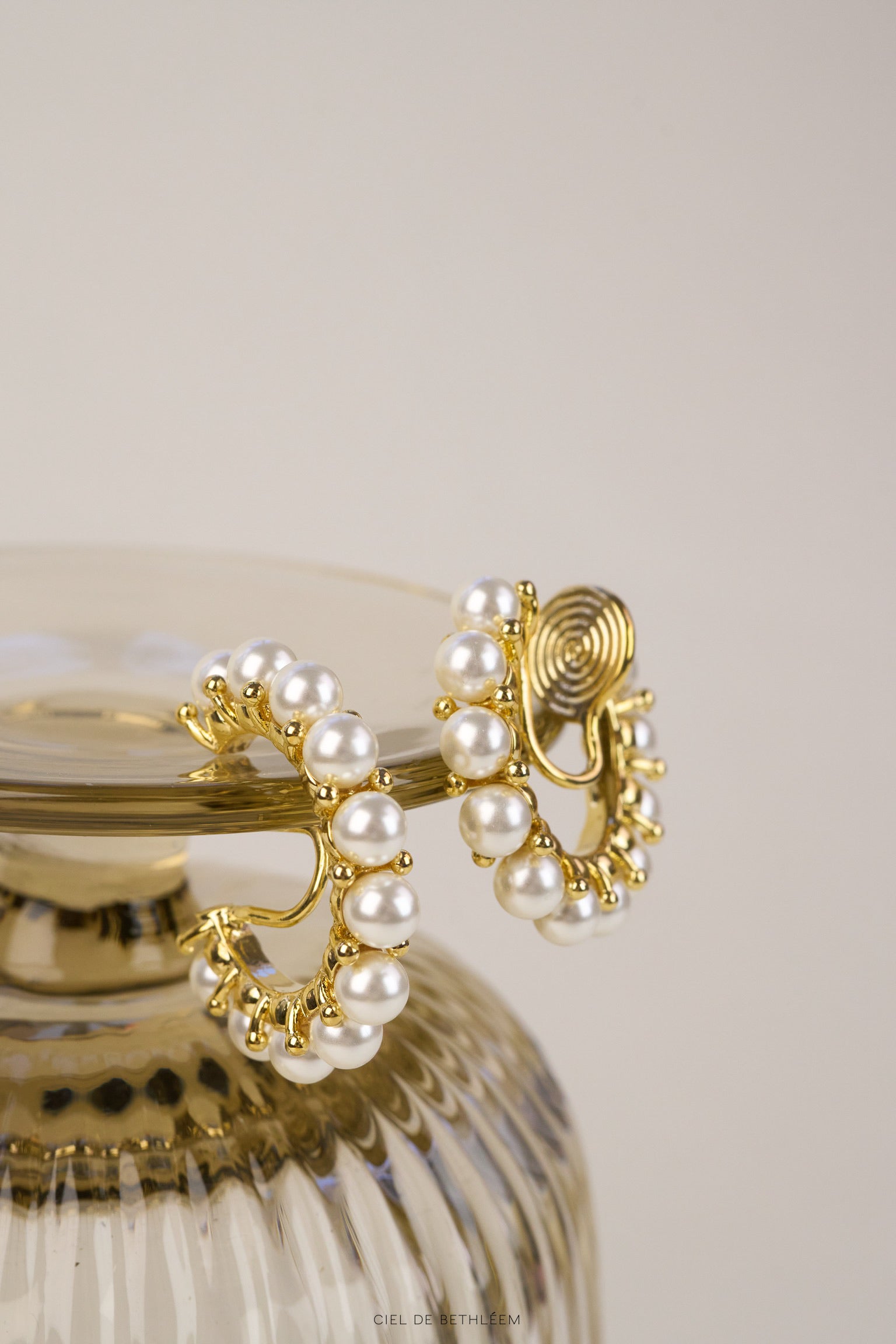 Charlotte Pearl Hoops