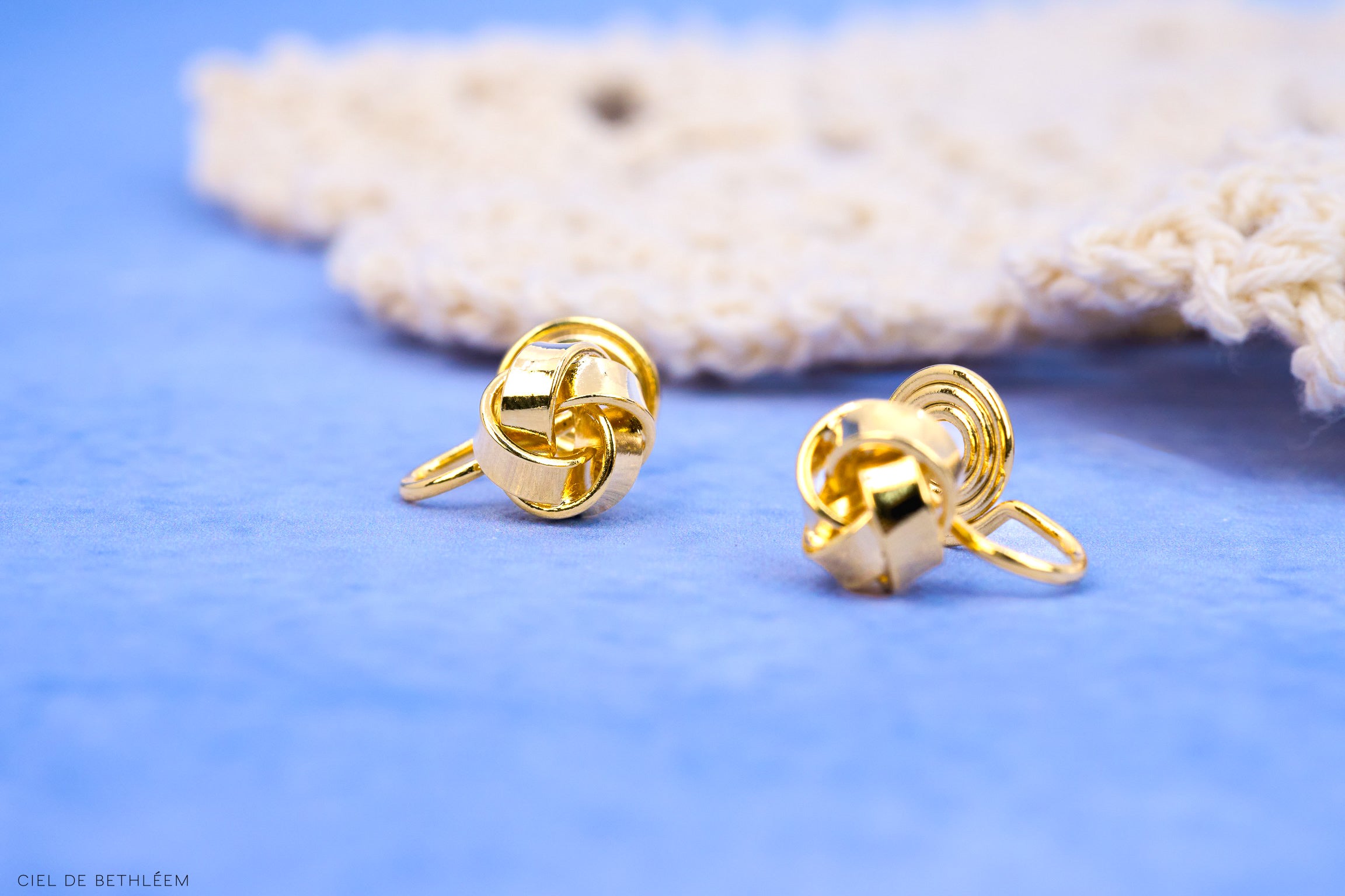Mini Knot Earrings