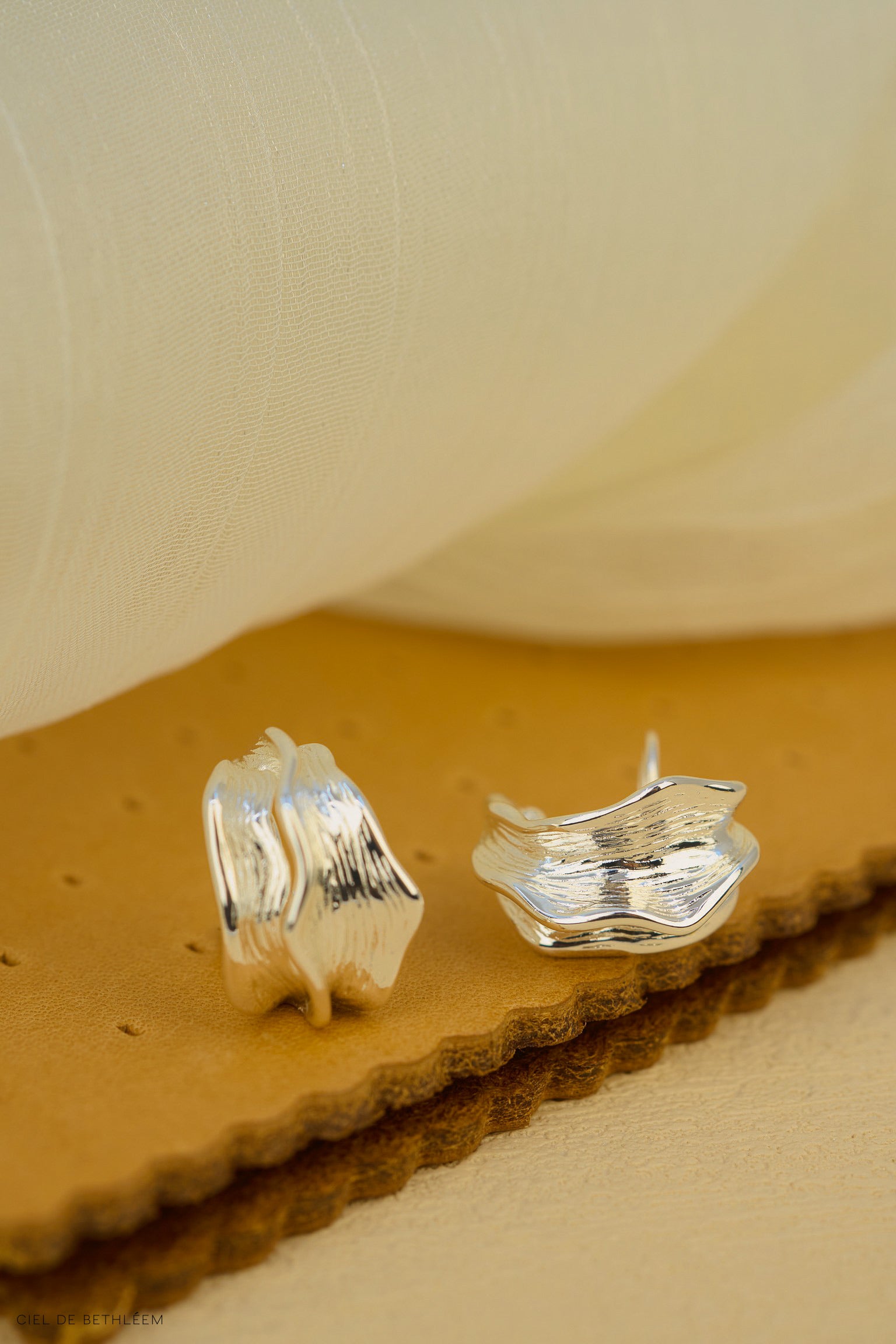 Ribbon Breeze Hoops