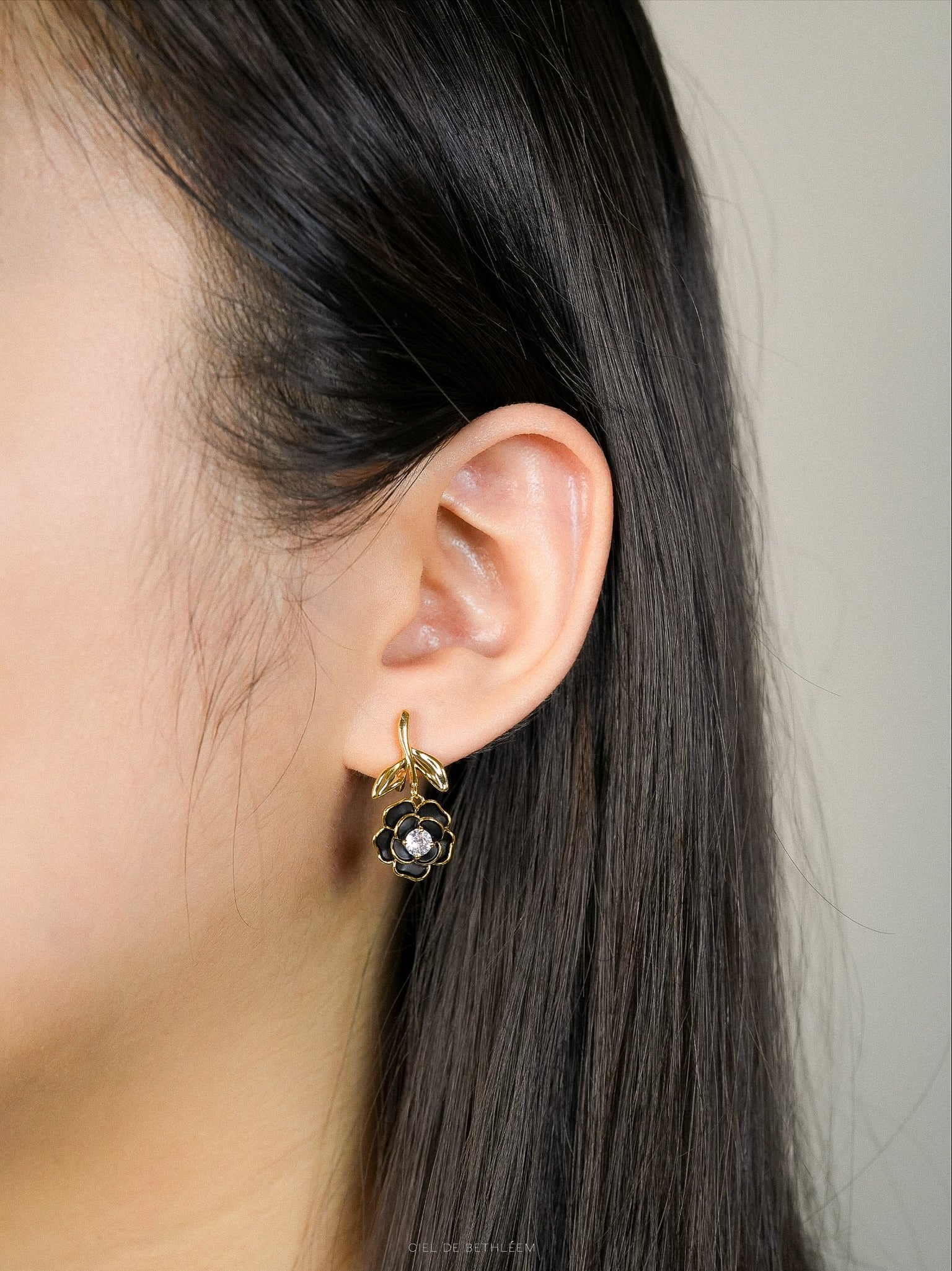 Camellia Black Earrings