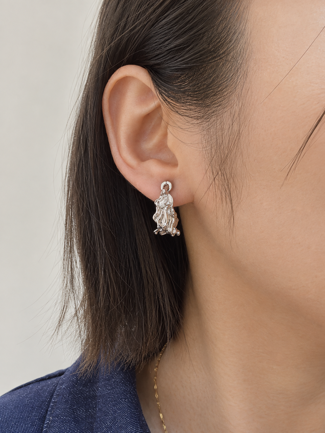 Waving Hoop Earrings