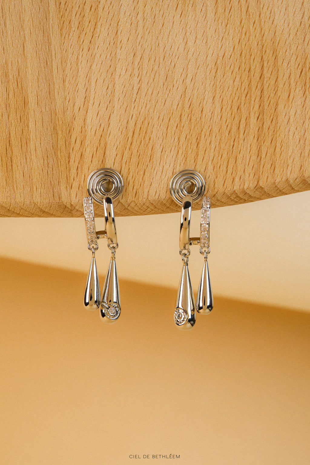 Double Hoop Double Drop