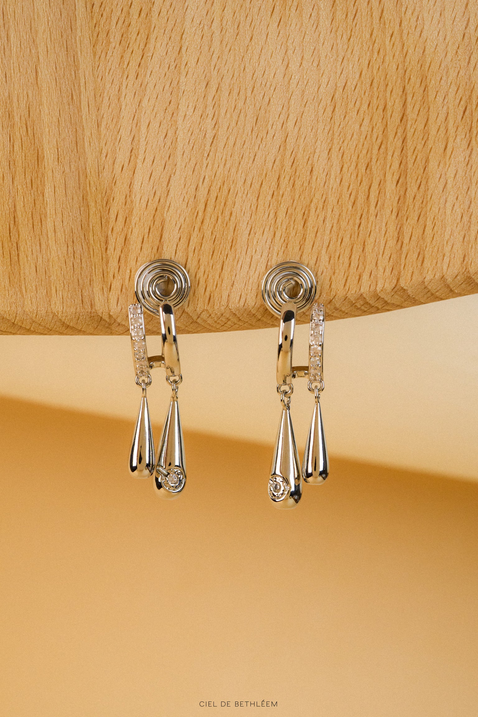 Double Hoop Double Drop