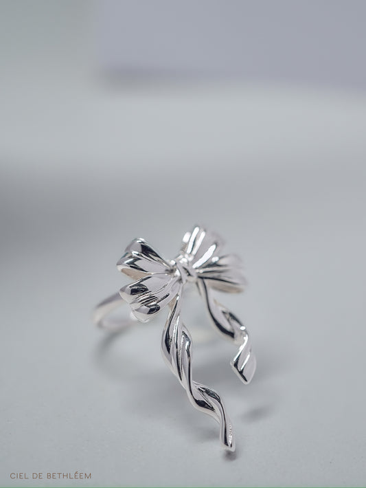 Elegant Date Bow Ring