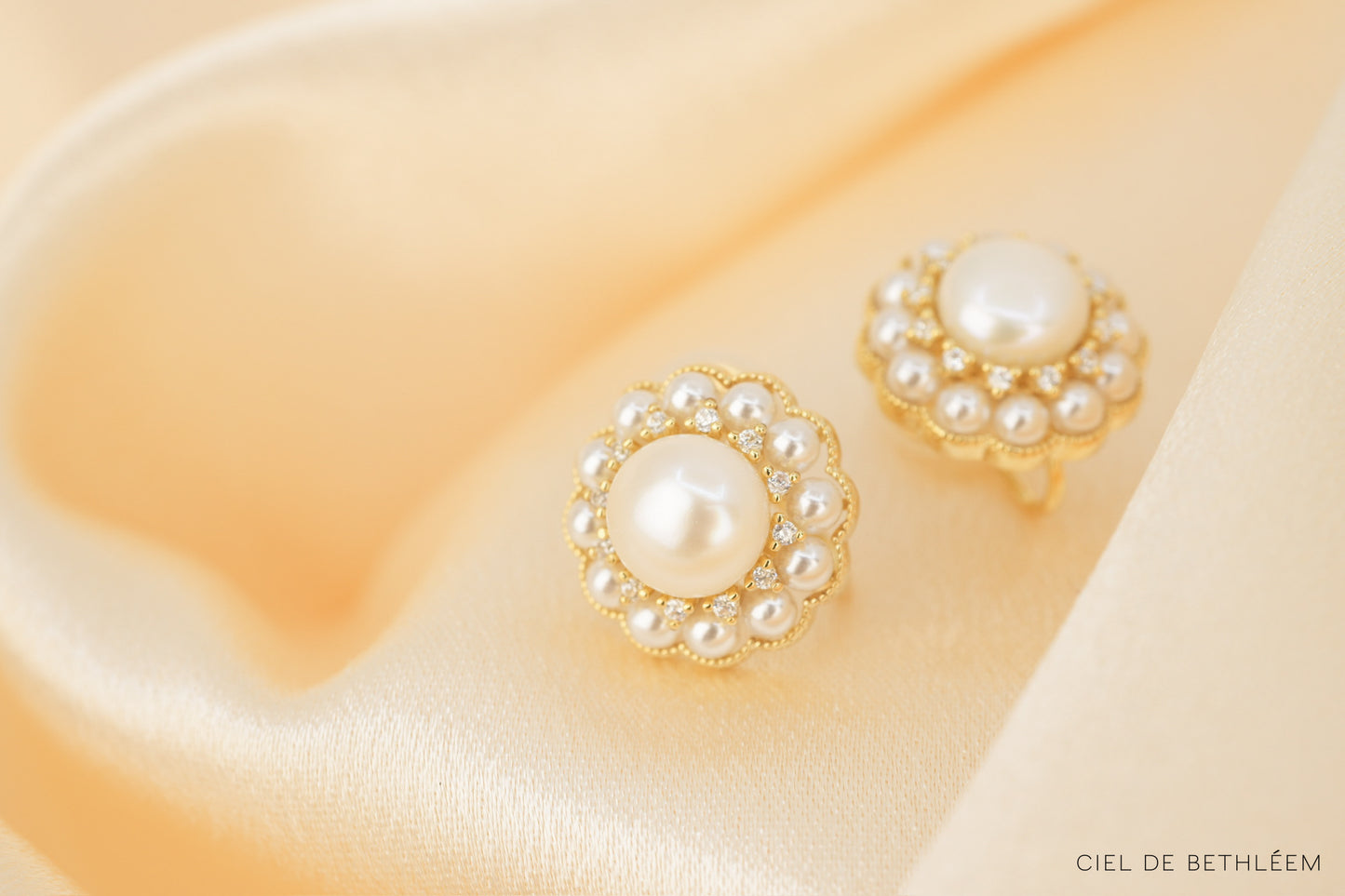 Vintage Crown Pearl Earrings