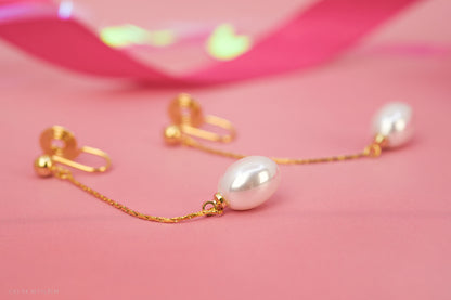 Dewy Pearl Drop Earrings