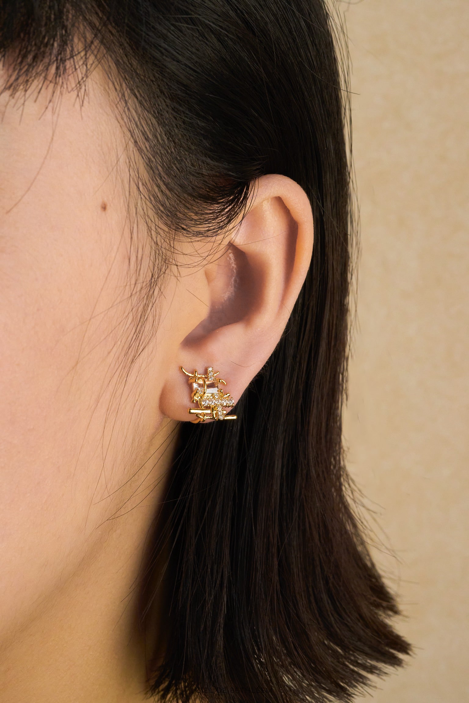 Golden Grid Clip-on Earrings