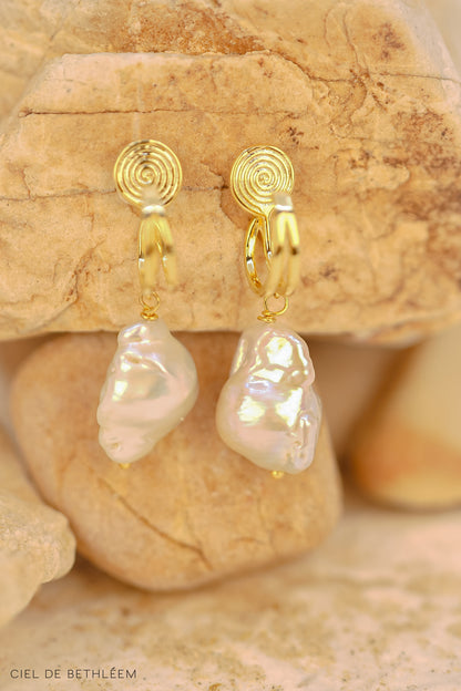 Natural Baroque Pearl Hoop Clip-on Earrings