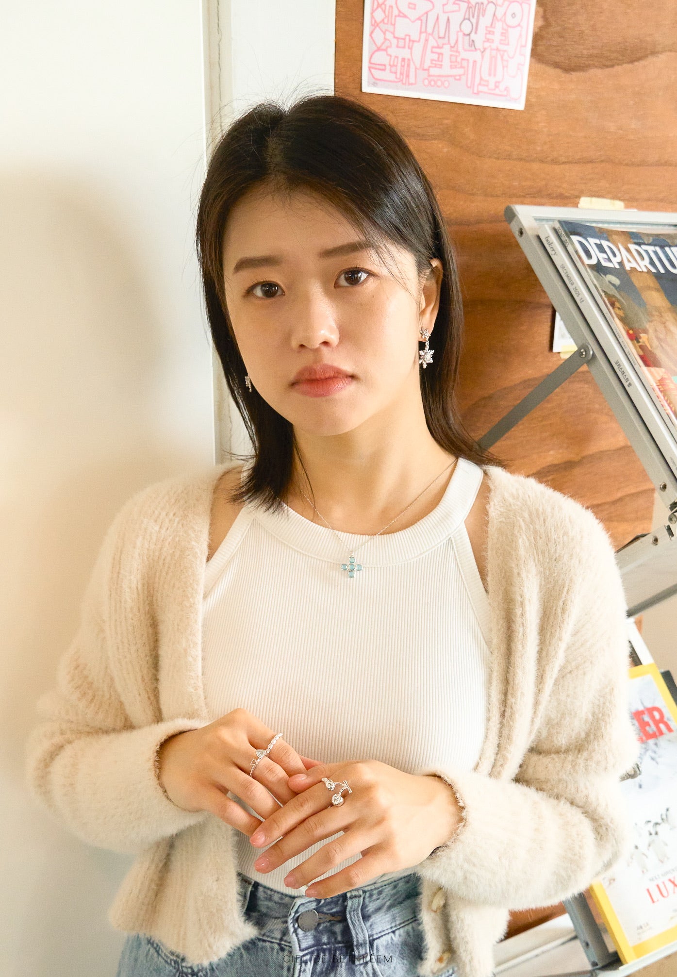 Snowy Wish Clip-on Earrings