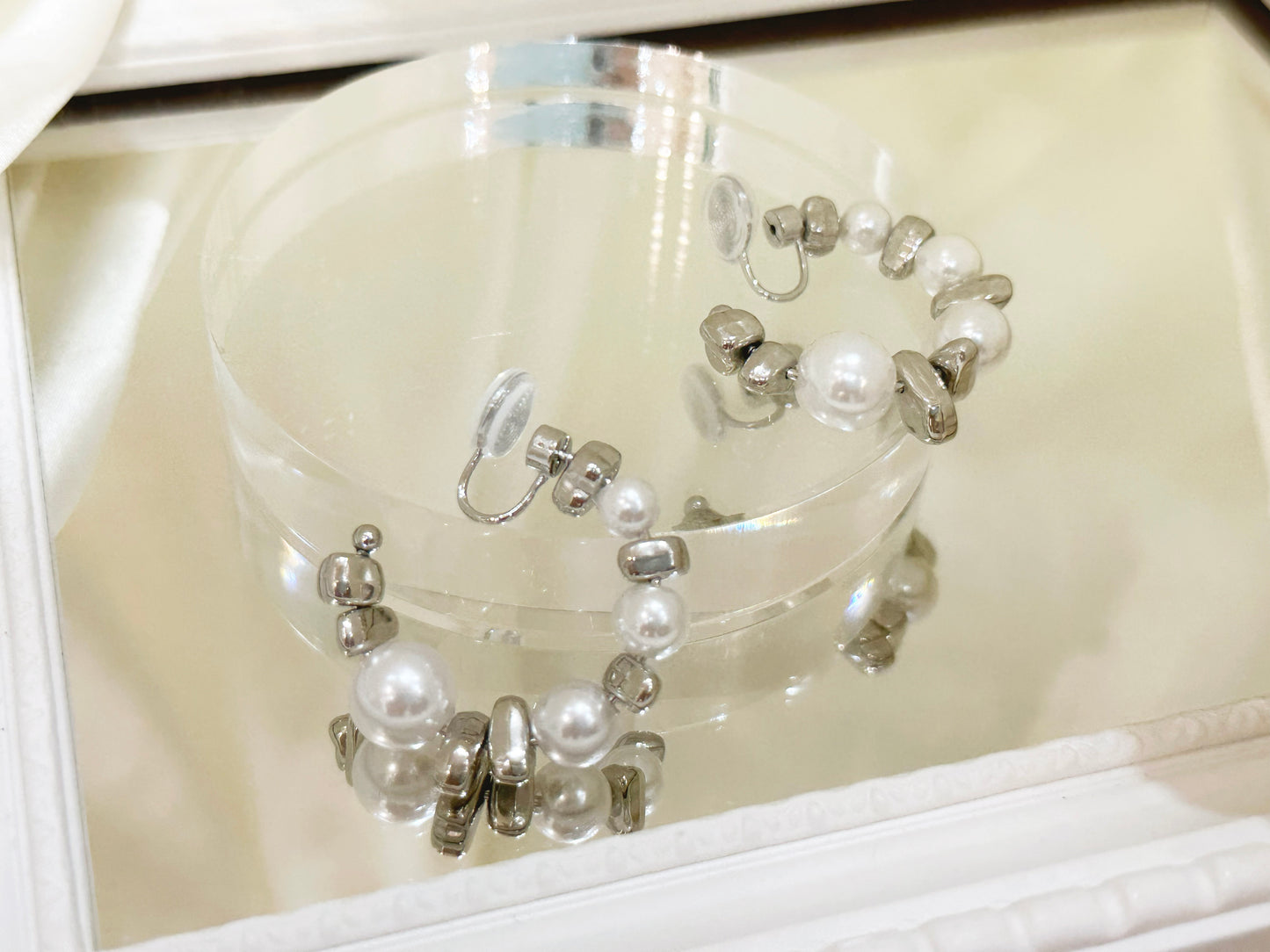 Silverdew Pearl Hoop Earrings