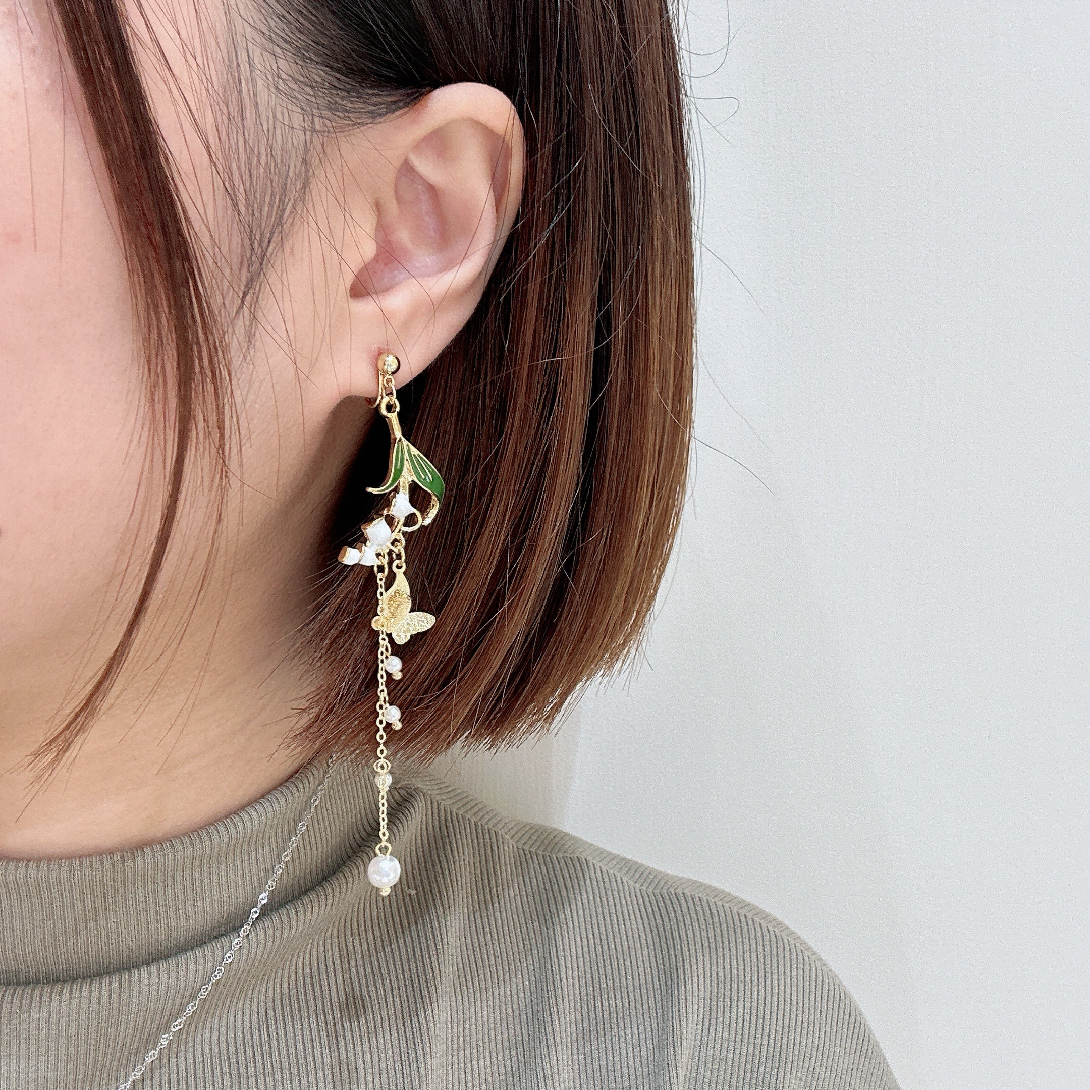 Evergreen Vine Earrings