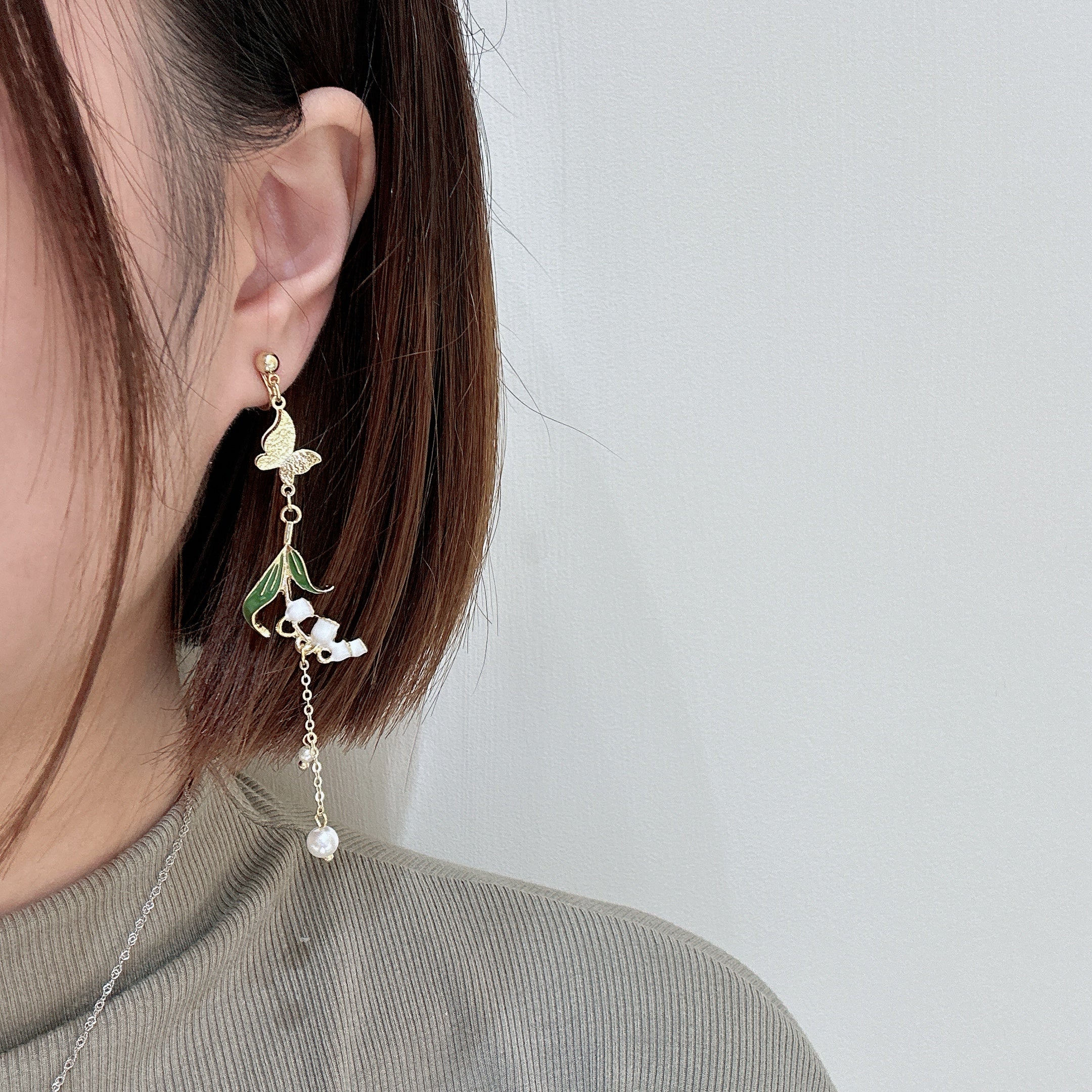Evergreen Vine Earrings