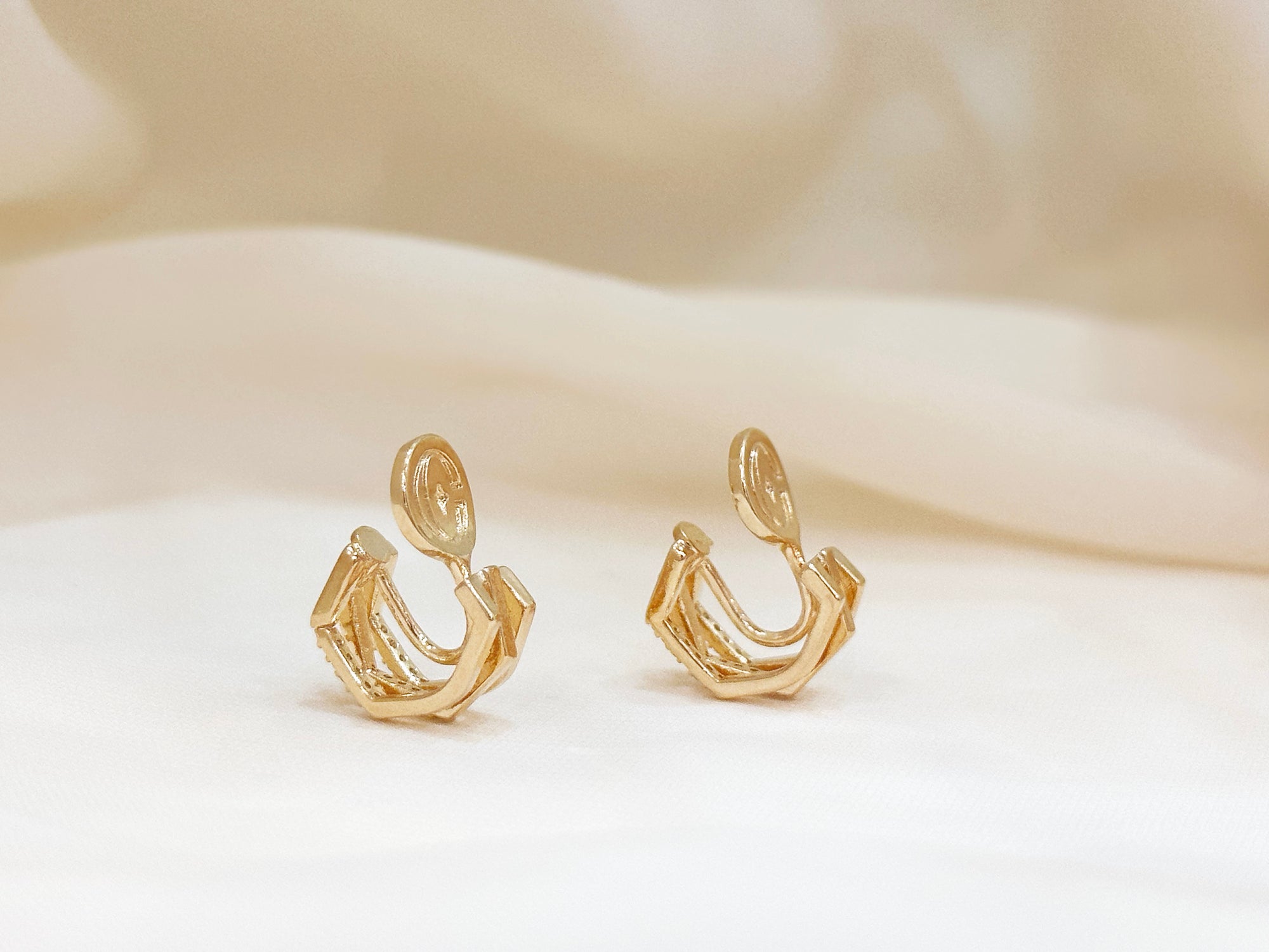 Mini Timeless Hoop