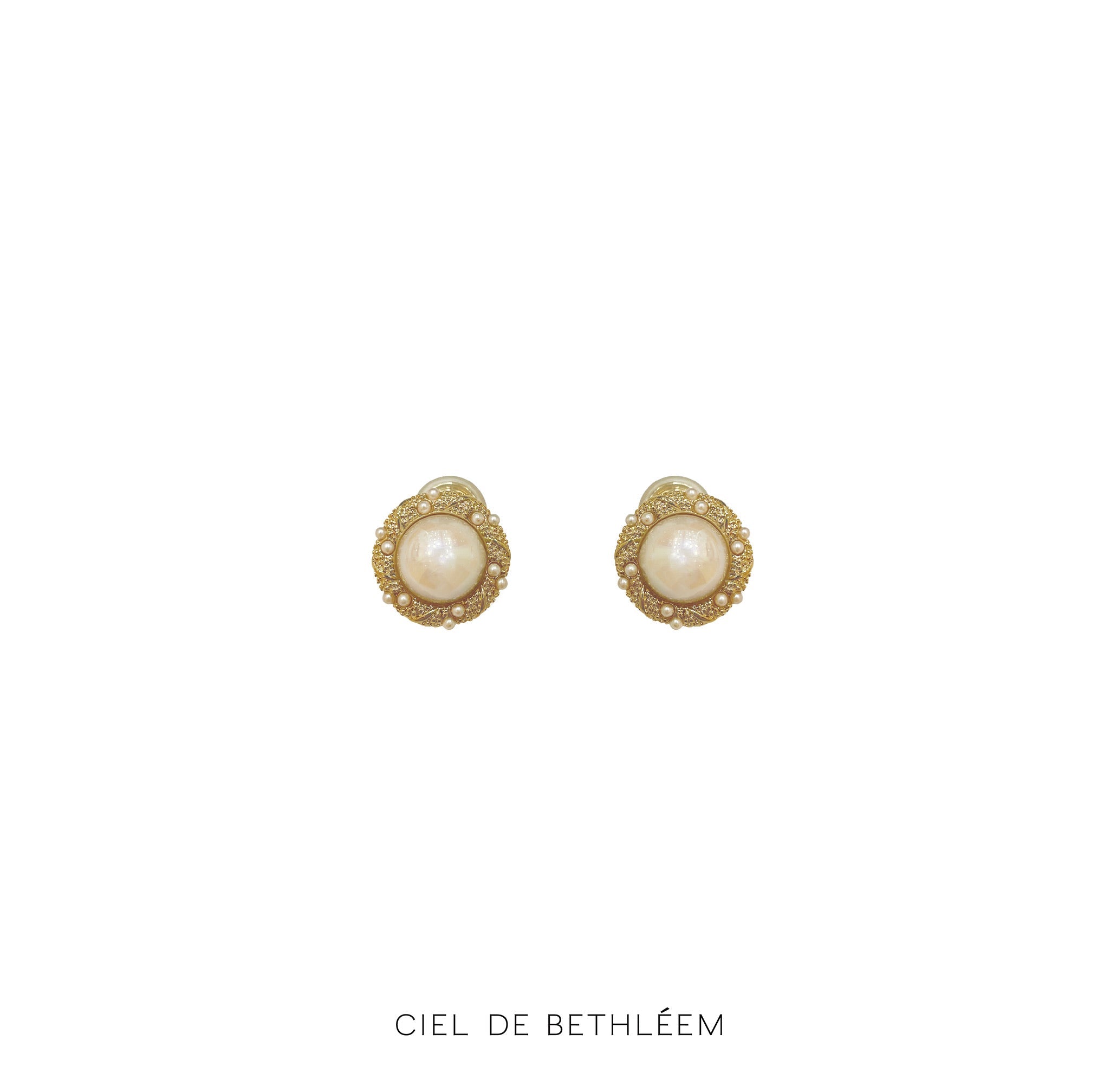 Quinn Pearl Earrings