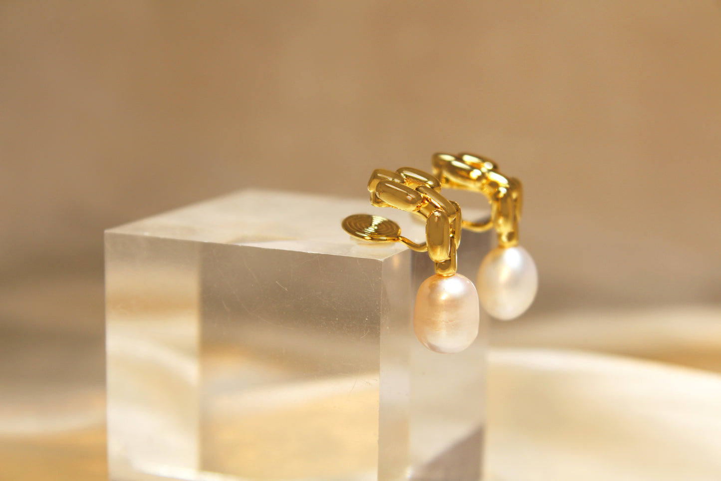 Moments Pearl Earrings