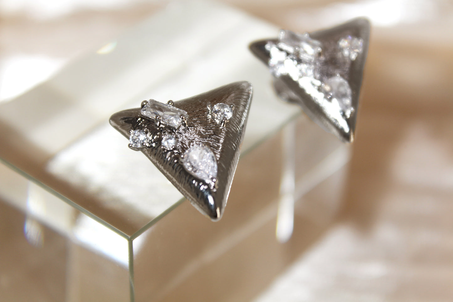 Sparkle Stone Triangle