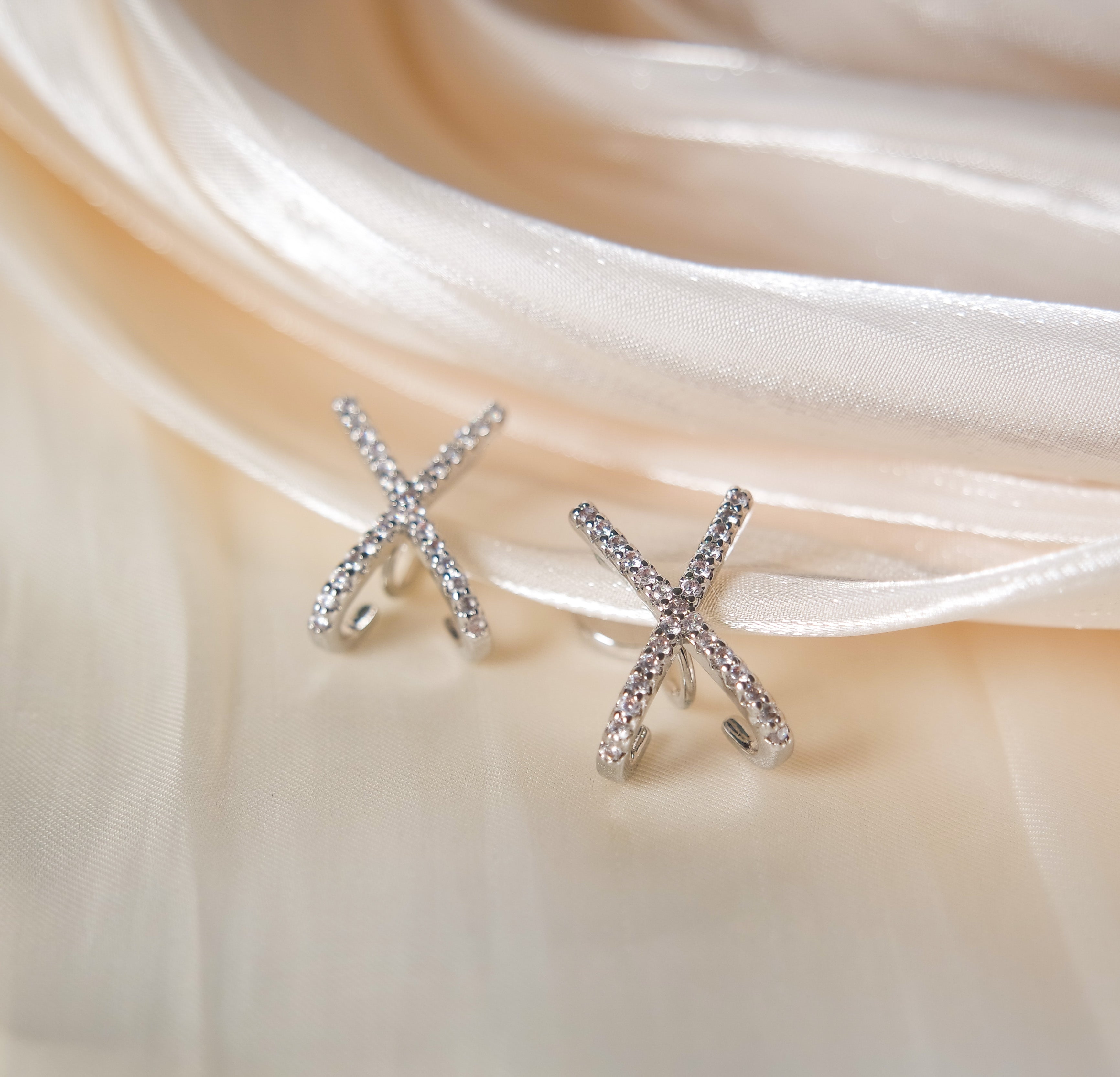 Cross Pattern Earrings